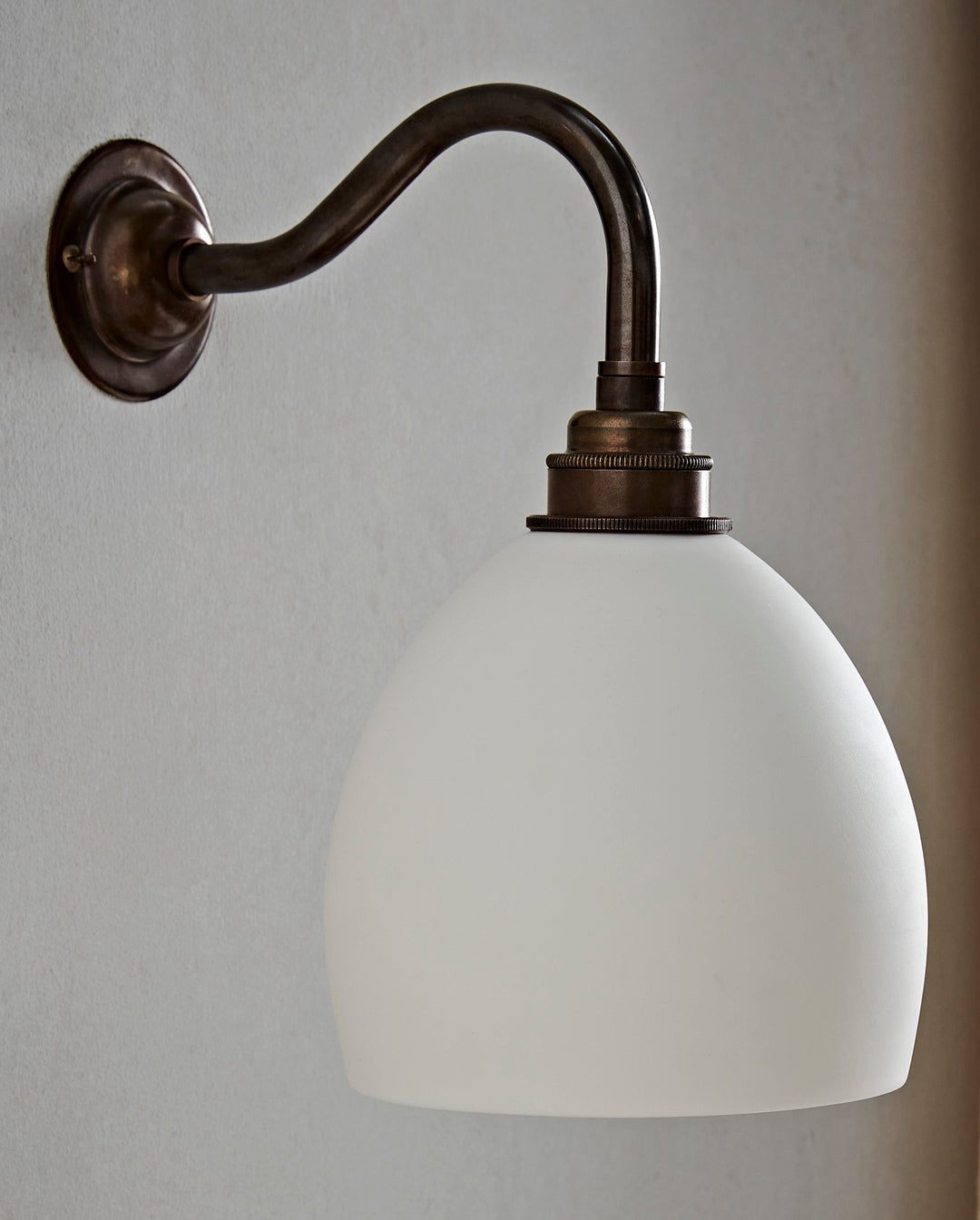Harlow Wall Light - Short Swan Neck