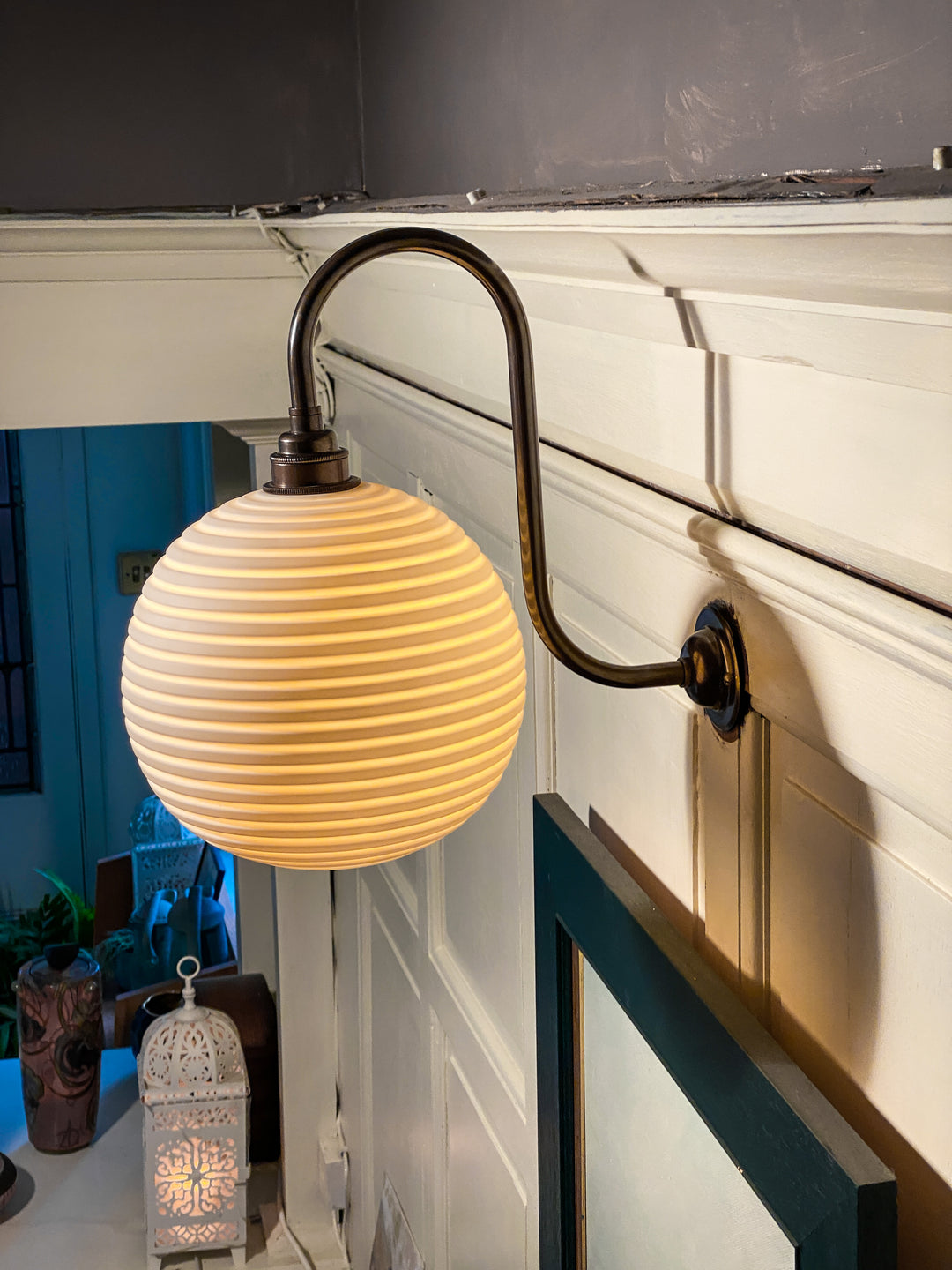 Optic Wall Light - Long Swan Neck